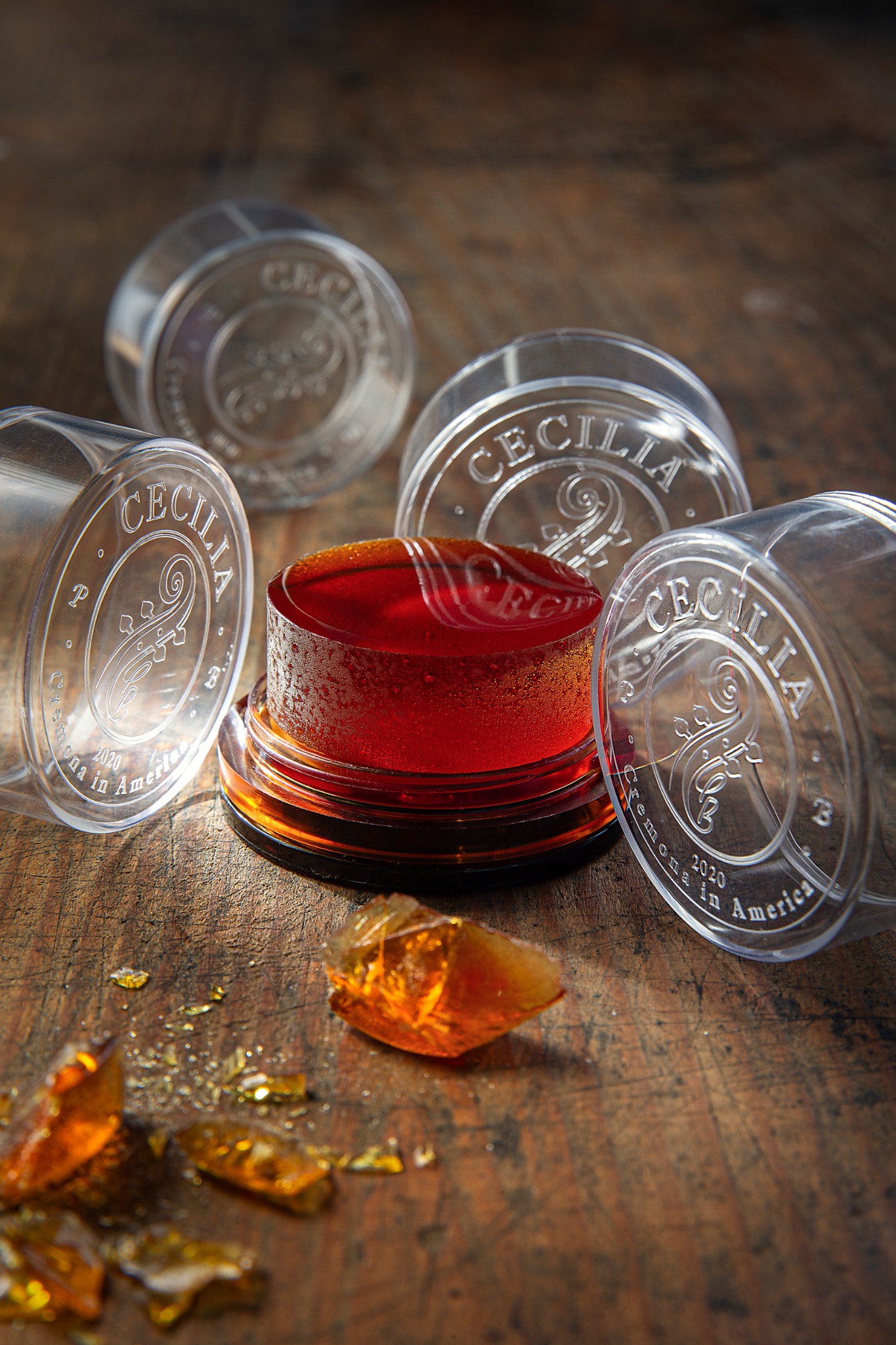 CECILIA rosin and engraved clear lids
